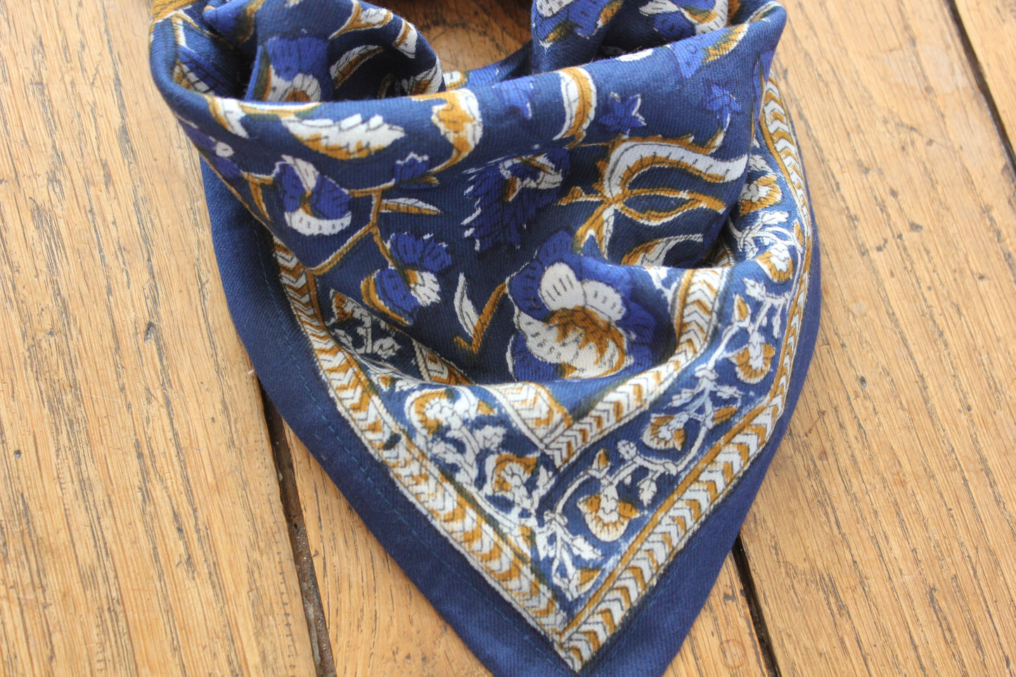 Petit foulard Alix 50x50