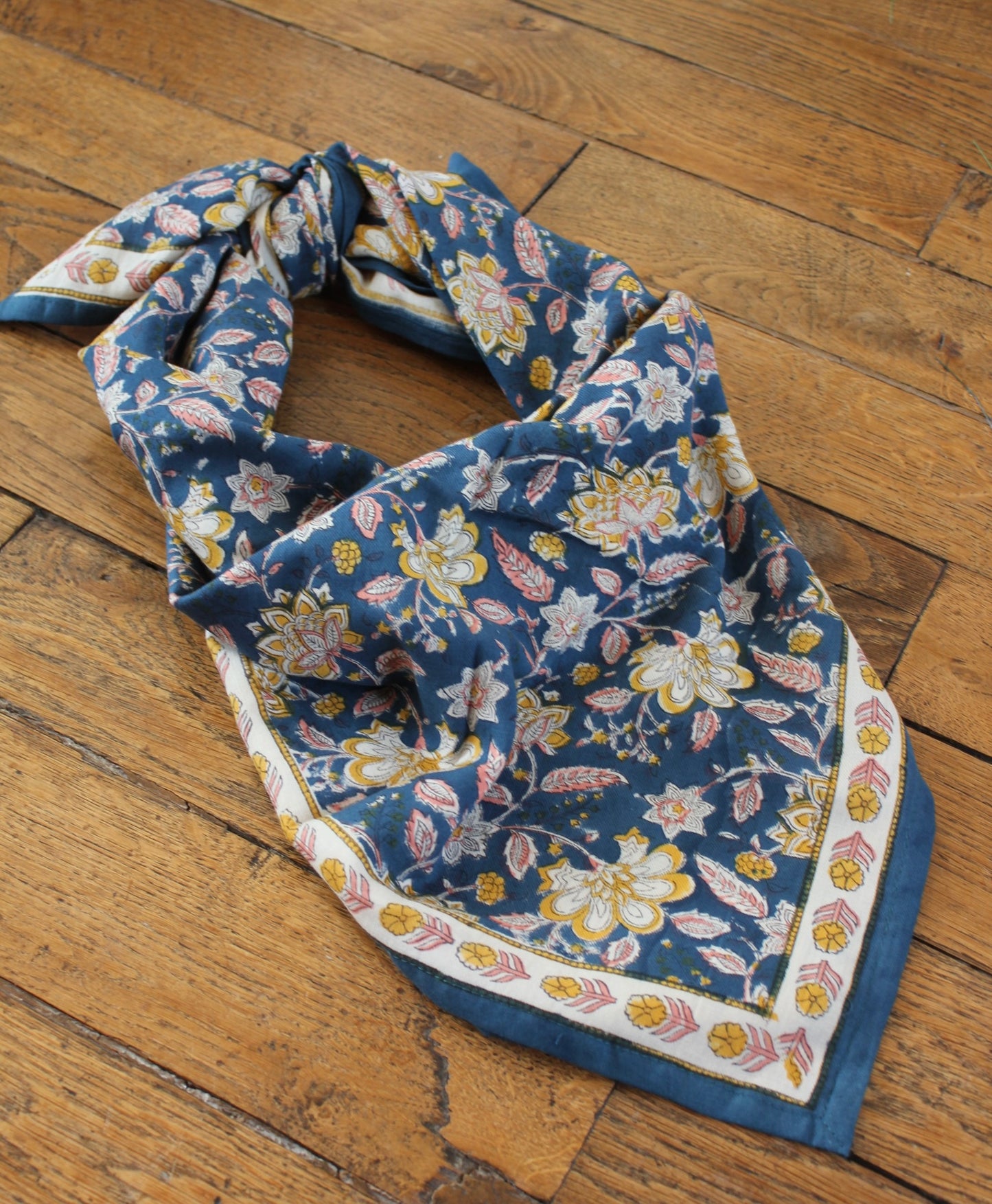 Grand foulard Héloïse 98x98