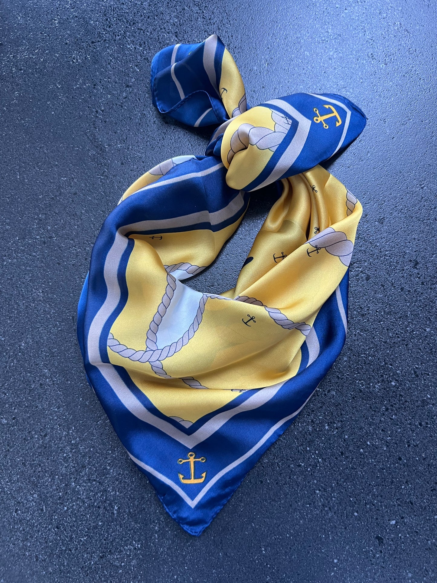 Foulard Guillemette