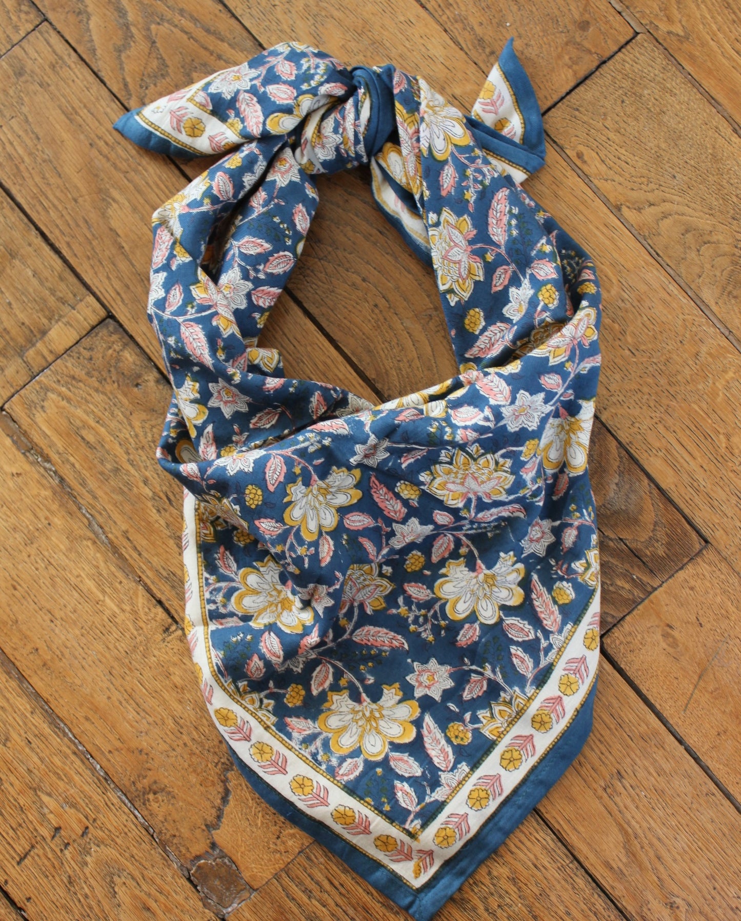 Grand foulard Héloïse 98x98